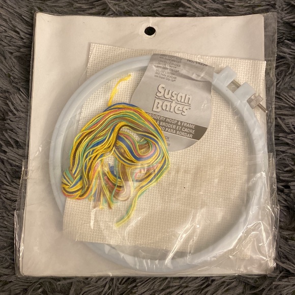 1999 DIMENSIONS Counted Cross stitch kit - Picture 2 of 4